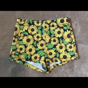 High waisted sunflower shorts 4 small